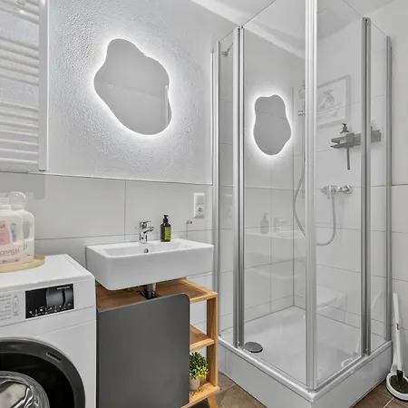 Design Mini No 9, Kueche, Parkplatz, Wifi By Balanced Daire *