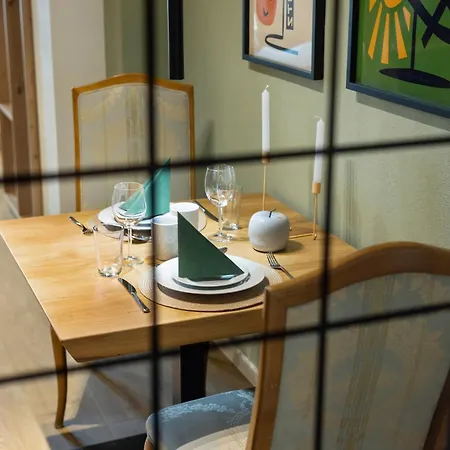 Design Mini No 9, Kueche, Parkplatz, Wifi By Balanced Daire Holzkirchen (Miesbach)
