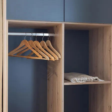 Balanced Tiny Apartment, Kitchen, Parking, Wifi Apartment